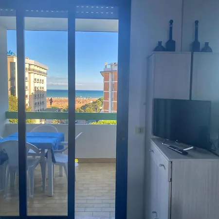 Apartamento Grazioso N 71 A 100mt Dal Mare A